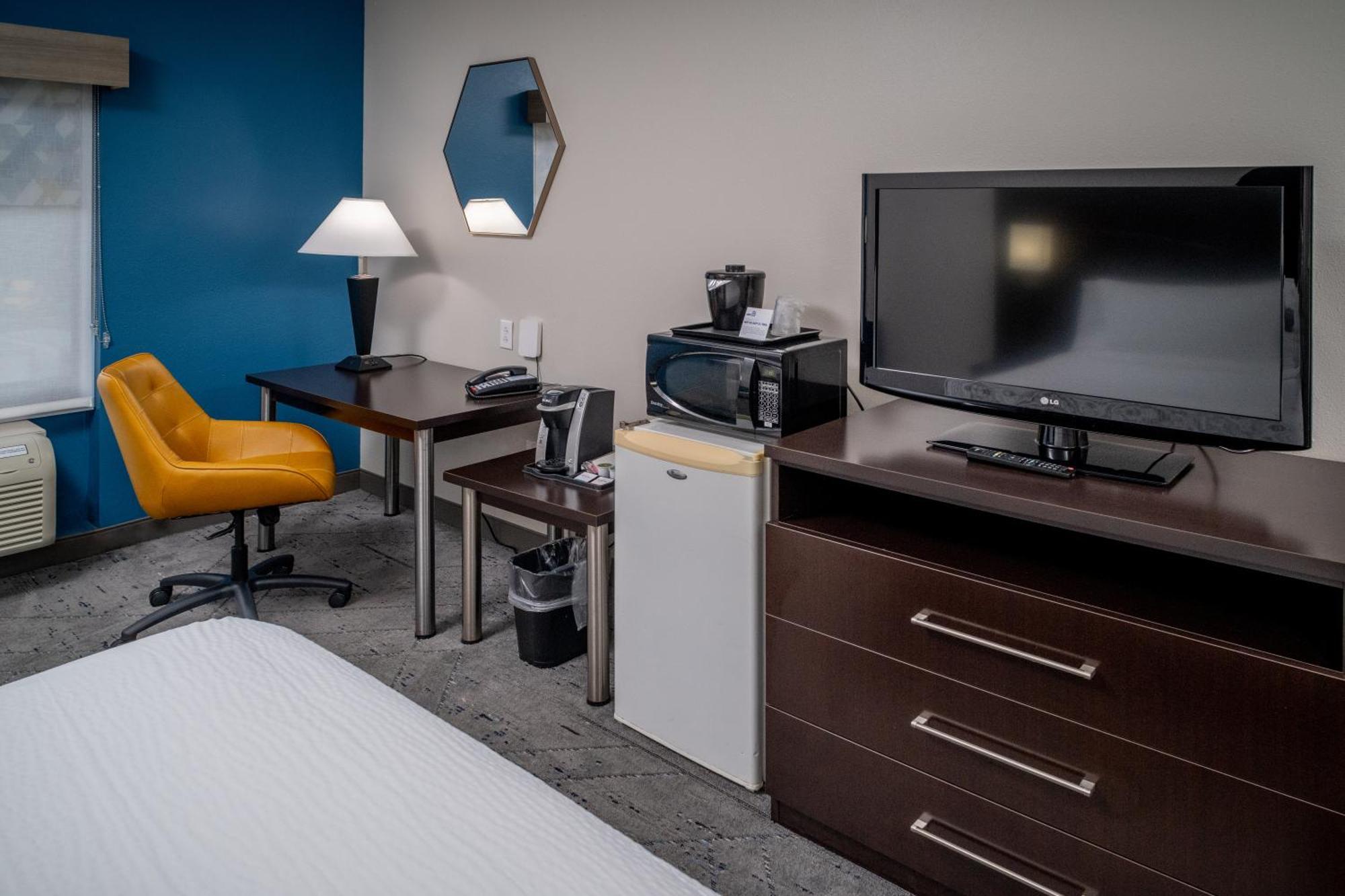 Holiday Inn Express & Suites Cross Lanes By Ihg Zewnętrze zdjęcie