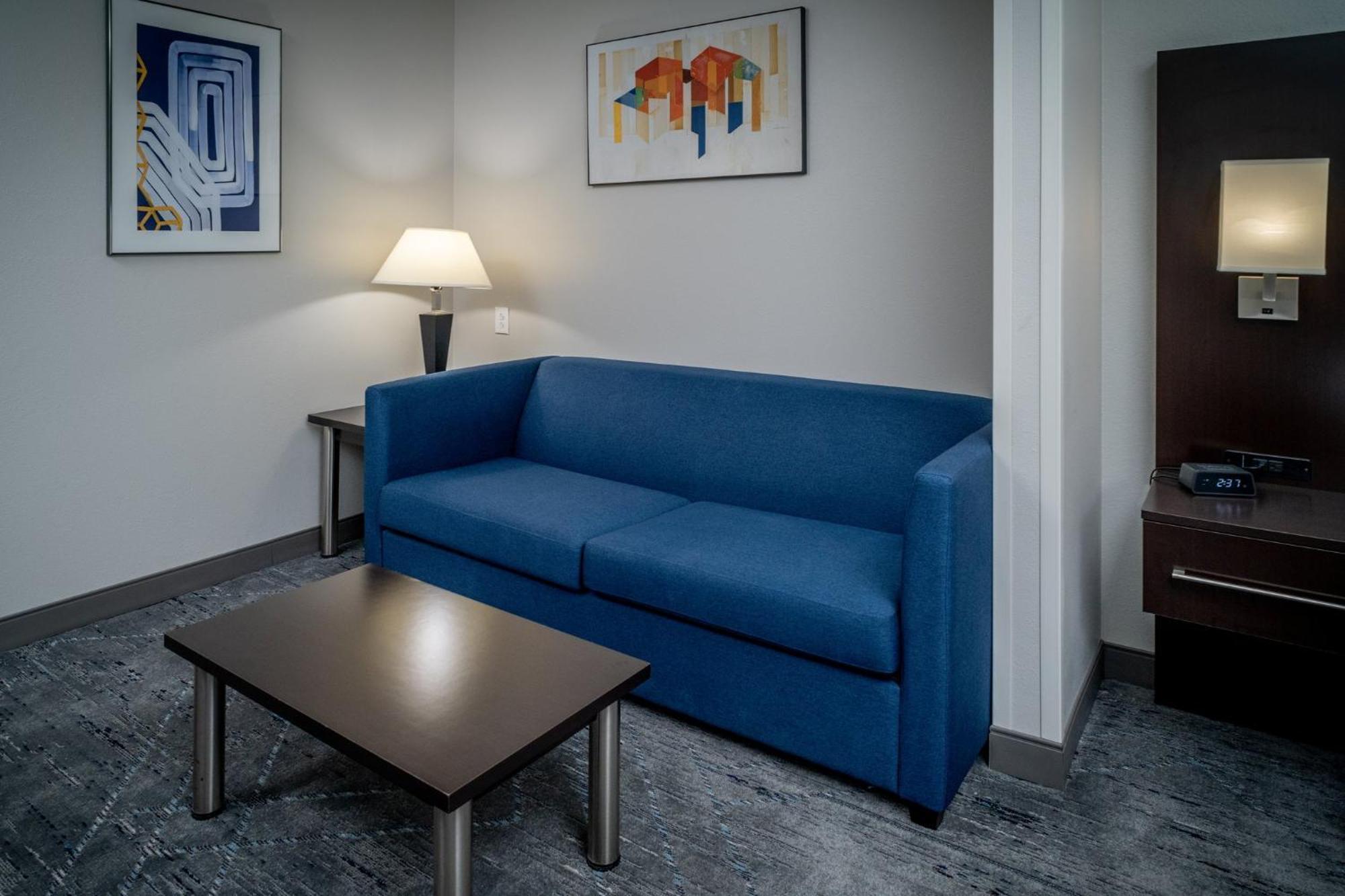 Holiday Inn Express & Suites Cross Lanes By Ihg Zewnętrze zdjęcie